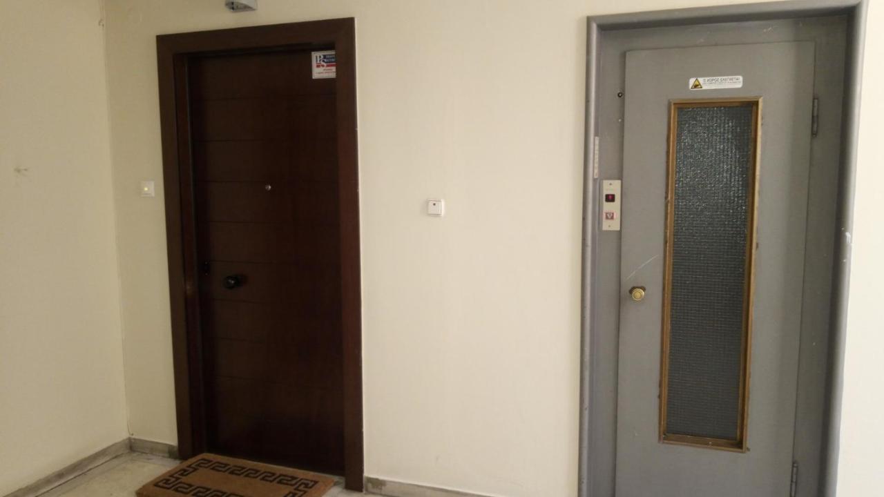 Parthenon And Syntagma Square View Apartment Atenas Exterior foto
